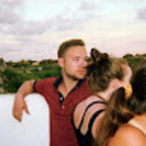 Meet your Posher, Derek - Picture 1 of 1